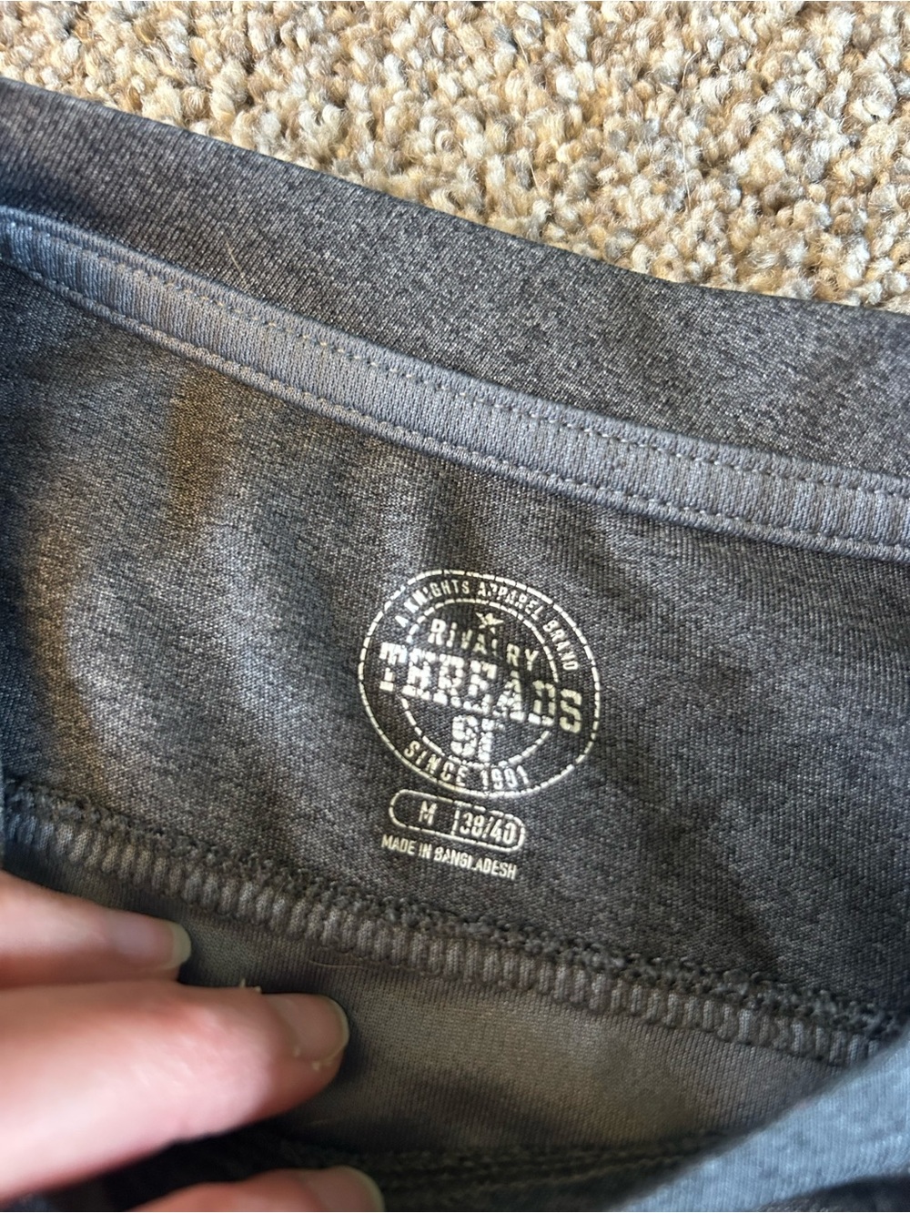 [Rivalry Threads] Iowa Hawkeyes Basketball Tee - Picture 5 of 6
